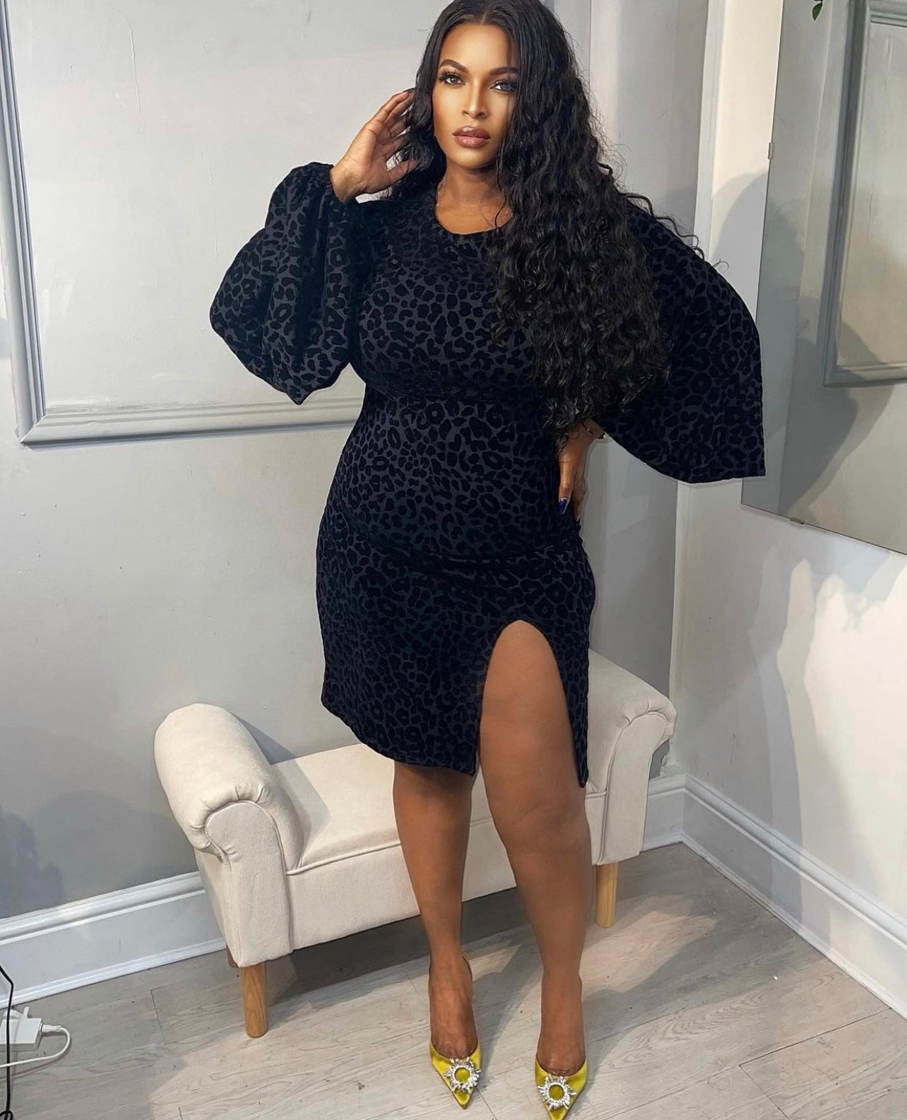 Leopard dress with side slit