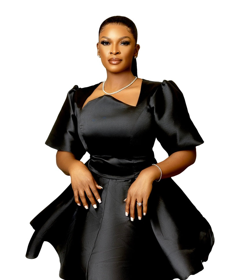 Kort black dress